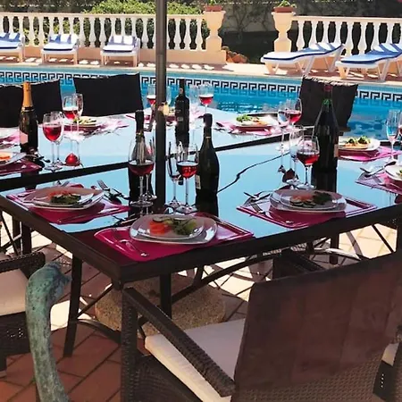 Cosy Carvoeiro 5 Bedrooms Casa Solara Table Tennis Table