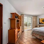 Cosy Carvoeiro 5 Bedrooms Casa Solara Table Tennis Table *