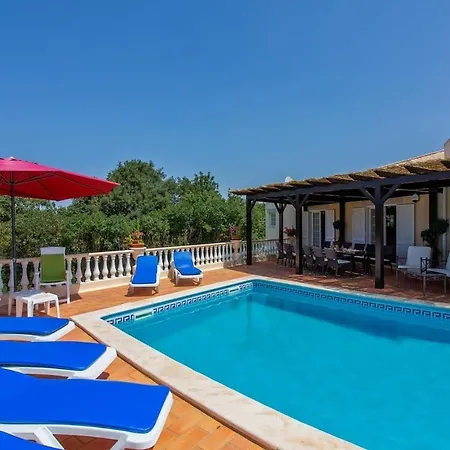 Cosy Carvoeiro 5 Bedrooms Casa Solara Table Tennis Table Private Pool Alporchinhos Porches (Algarve)
