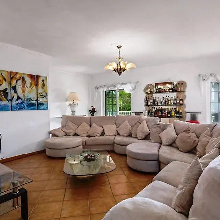 Cosy Carvoeiro 5 Bedrooms Casa Solara Table Tennis Table Private Pool Alporchinhos Villa