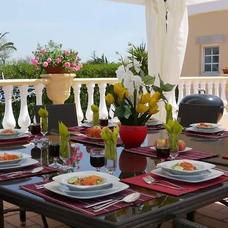 Villa Cosy Carvoeiro 5 Bedrooms Casa Solara Table Tennis Table Private Pool Alporchinhos *