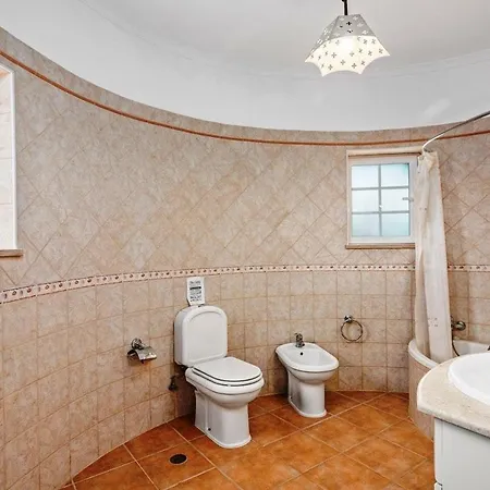 Cosy Carvoeiro 5 Bedrooms Casa Solara Table Tennis Table Private Pool Alporchinhos Villa Porches (Algarve)