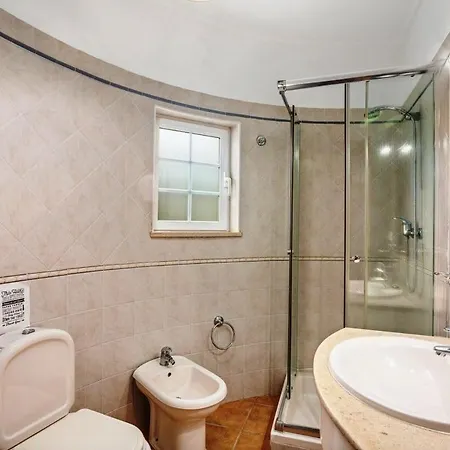 Cosy Carvoeiro 5 Bedrooms Casa Solara Table Tennis Table Private Pool Alporchinhos Porches (Algarve)