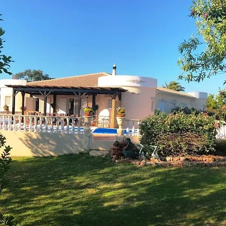 Villa Cosy Carvoeiro 5 Bedrooms Casa Solara Table Tennis Table Private Pool Alporchinhos *