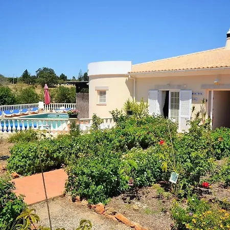 Villa Cosy Carvoeiro 5 Bedrooms Casa Solara Table Tennis Table Private Pool Alporchinhos Porches (Algarve)