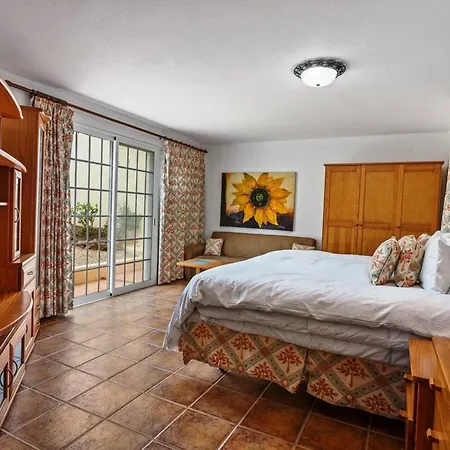 Villa Cosy Carvoeiro 5 Bedrooms Casa Solara Table Tennis Table Private Pool Alporchinhos *