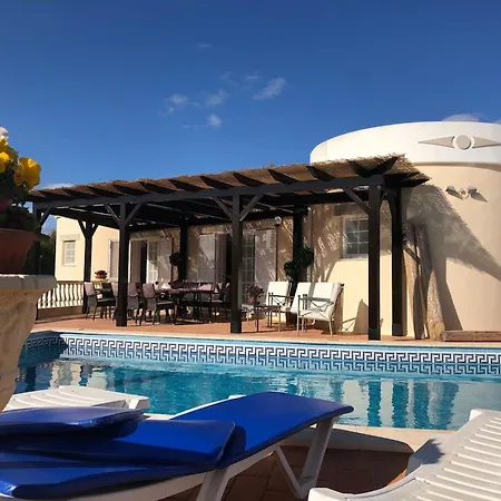 Villa Cosy Carvoeiro 5 Bedrooms Casa Solara Table Tennis Table Private Pool Alporchinhos