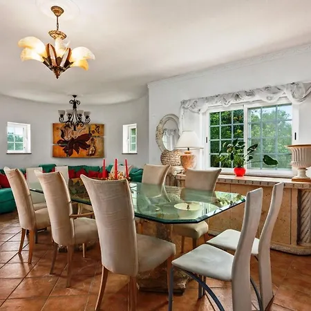 Willa Cosy Carvoeiro 5 Bedrooms Casa Solara Table Tennis Table Private Pool Alporchinhos Porches (Algarve)