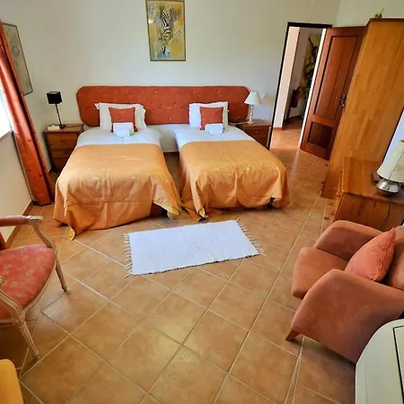 Cosy Carvoeiro 5 Bedrooms Casa Solara Table Tennis Table * Porches (Algarve)