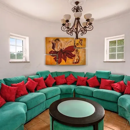 Cosy Carvoeiro 5 Bedrooms Casa Solara Table Tennis Table Villa