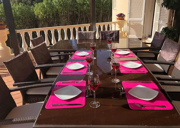 Cosy Carvoeiro 5 Bedrooms Casa Solara Table Tennis Table 빌라
